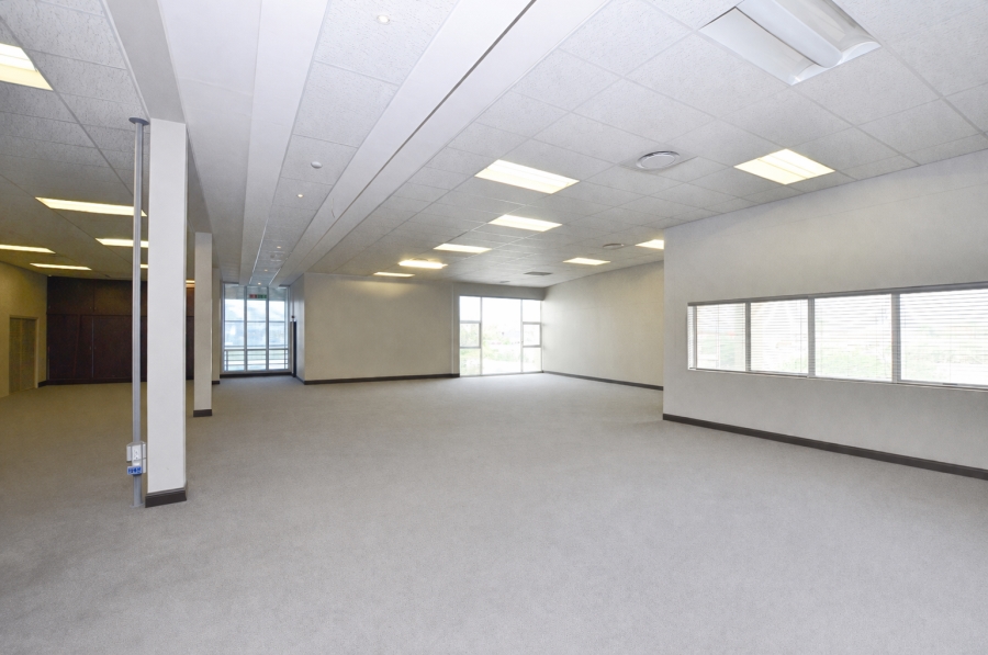 To Let Commercial Property for Rent in Dal Josafat Western Cape